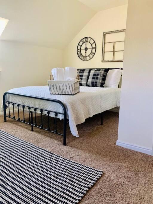 The Founders Suite At The Historic Kanab Inn Exterior photo